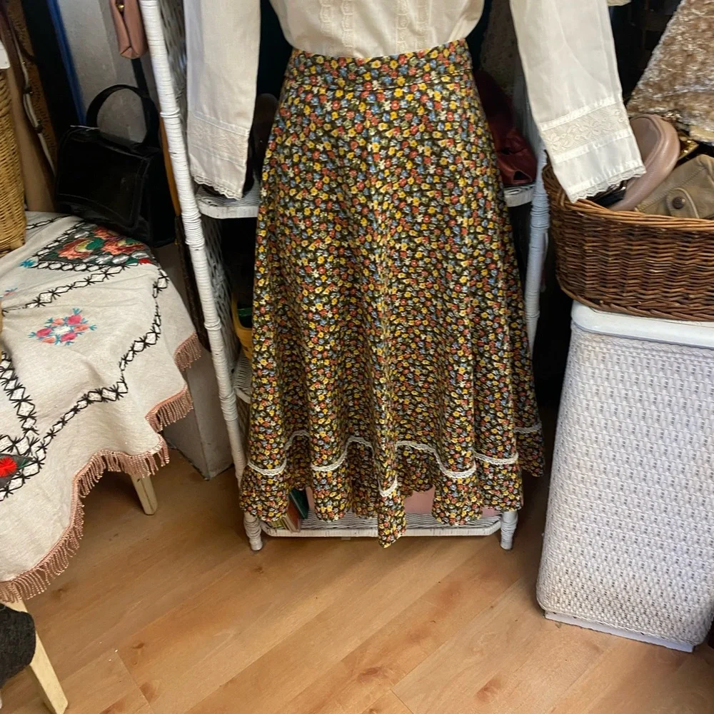 *Vintage 70’s, Gunne sax style, handmade prairie skirt - Picture 5 of 10